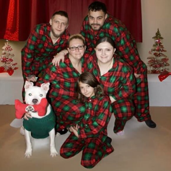 Meet your Posher, Jenn - Picture 1 of 1